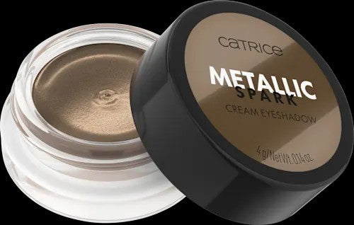 Catrice Metallic Spark 020 – regard métallisé brun doré sur peau foncée